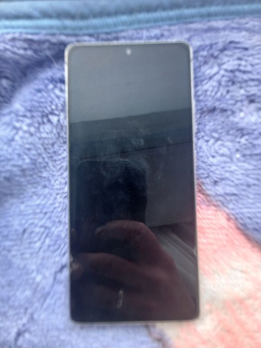 Самсунг S10 lait