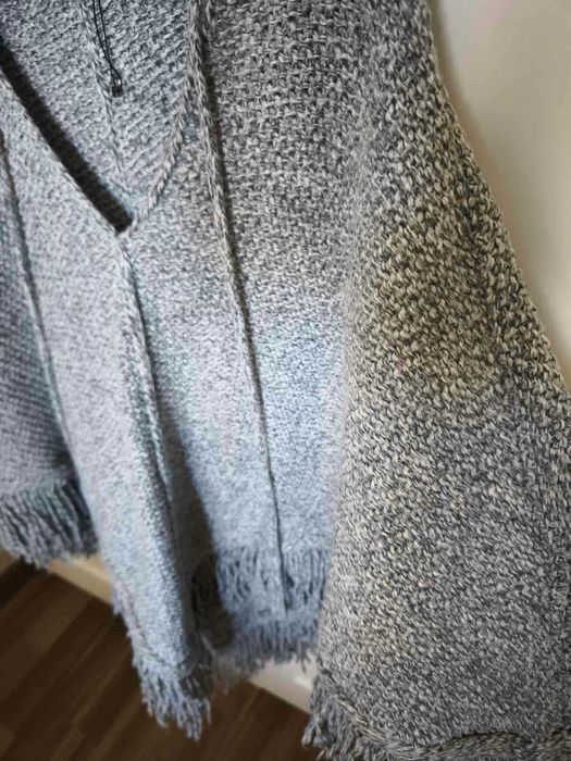 Дамско плетено пончо Манго