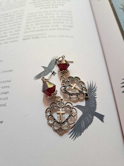 Ръчно изработени обеци от естествени кристали