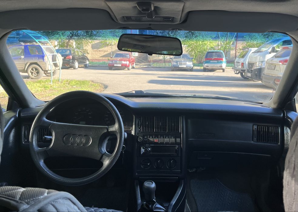 Продам Audi 80 B4.