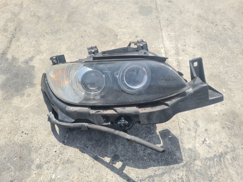 Far dreapta bmw e92 e93 nfl xenon
