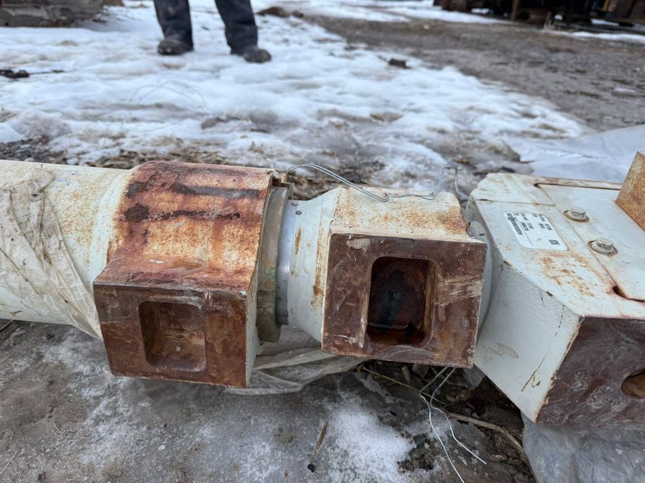 Гидроцилиндр Sennebogen на манипулятор