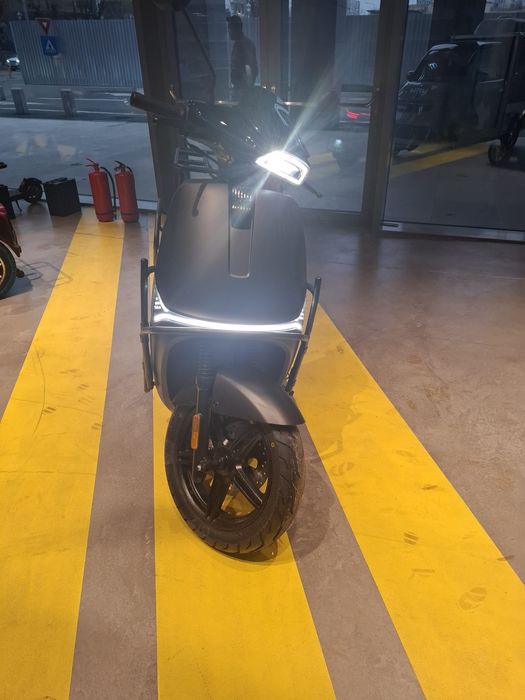 Scuter  electric 4.1 kw -80 km/h