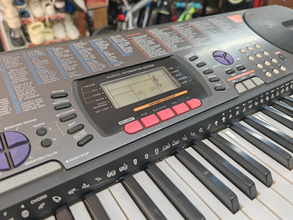 Синтезатор Casio CTK-620L
