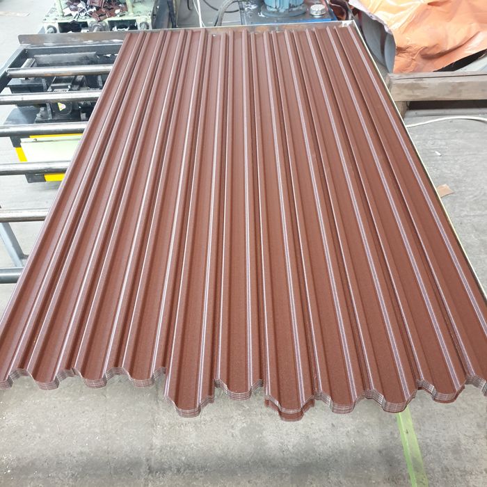 Vând șipcă metalică pentru garduri maro roșu și alte culori facem livr