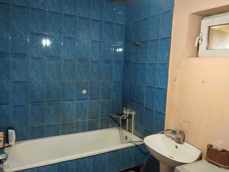 Uy sotiladi yaxshi joydan