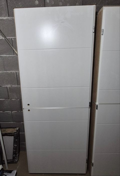 Интериорни врати