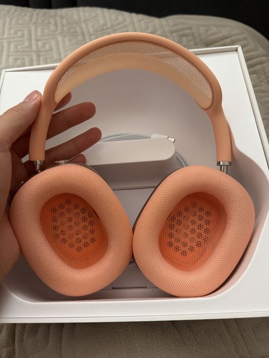 Airpods Max Orange в отличном состоянии