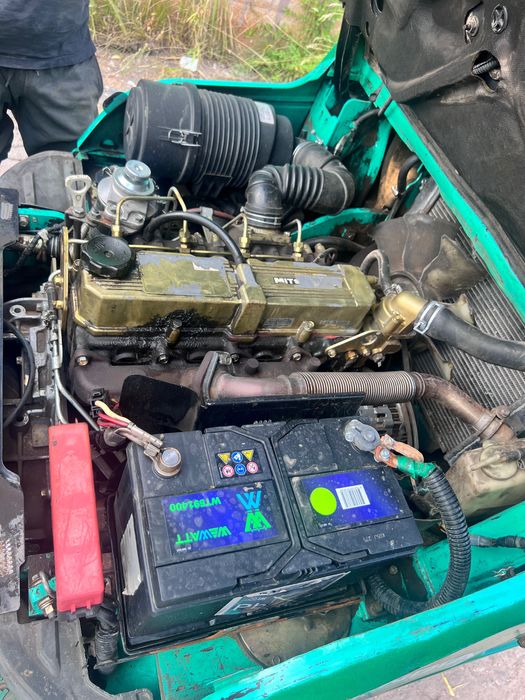 Кара вилочный погрузчик.