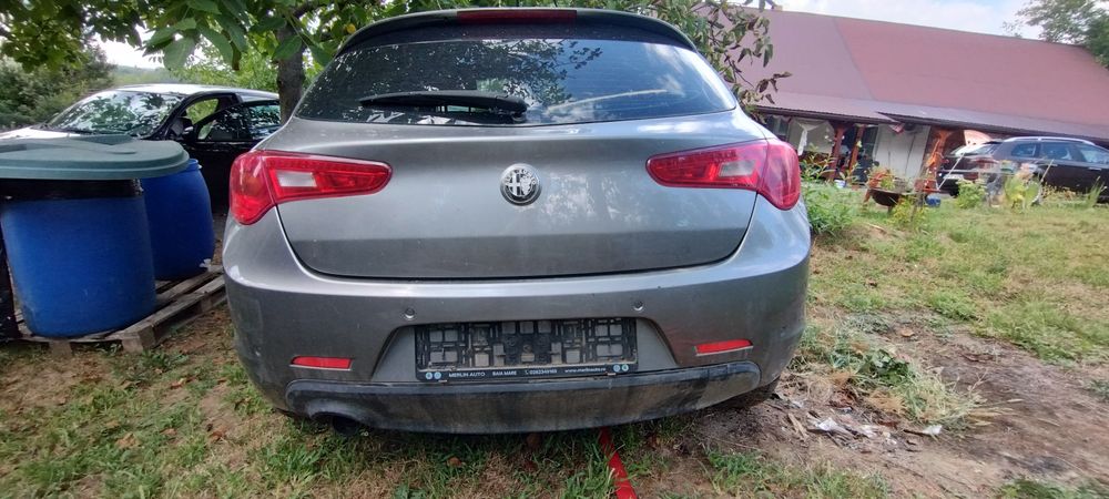 Dezmembrez  Alfa Romeo Giulietta 1.6 mjet2