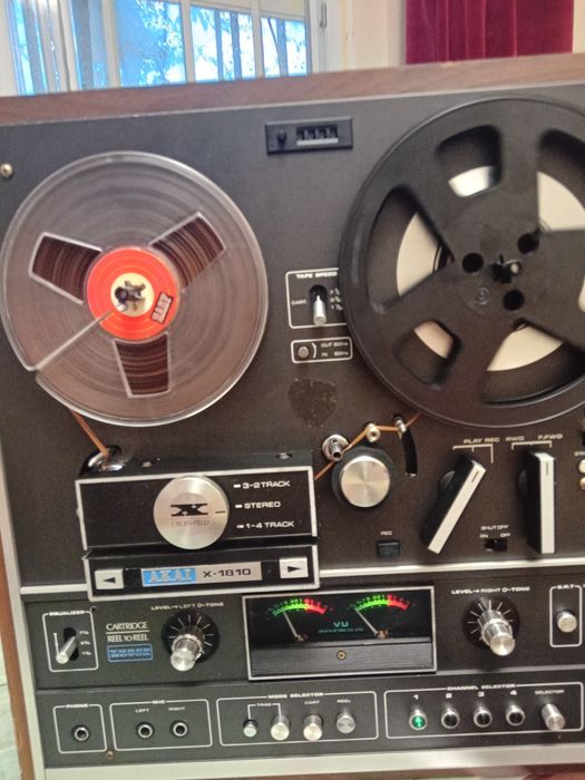 Magnetofon Akai X1810 autorevers patru piste trei motoare. Cardrige