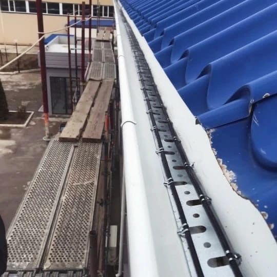 Установка водосточной системы ливневка обогрев и многое другое