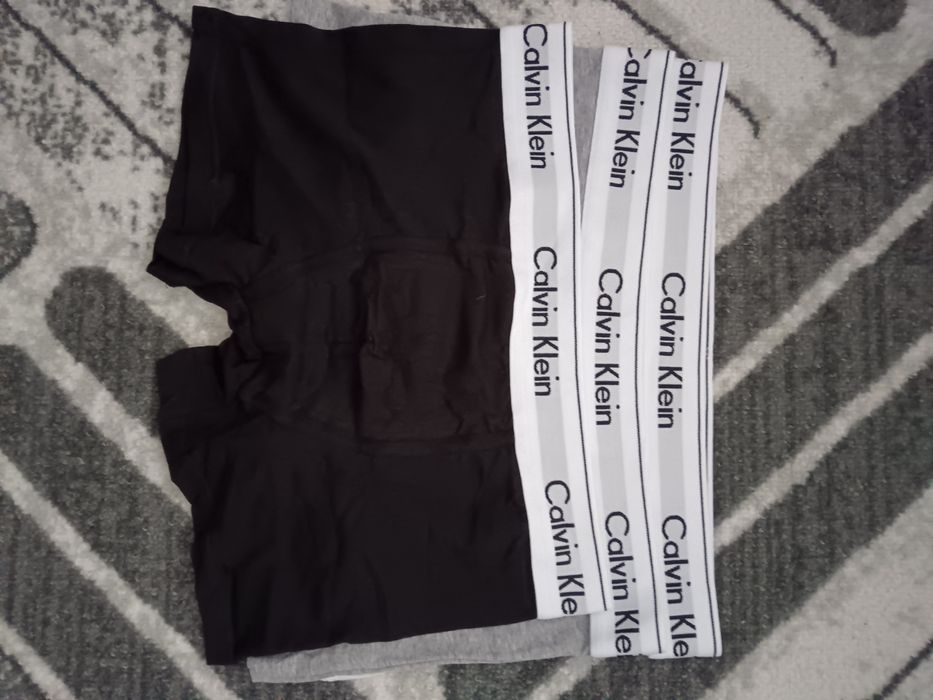 Calvin Klein боксери-бяло, сиво, черно комплект