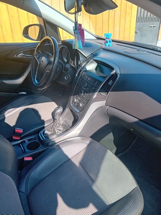 Vand opel astra j 1.7 cdti 2011