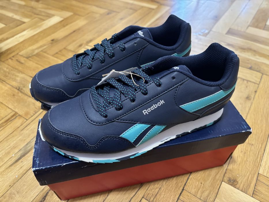 Нови Маратонки Reebok 38,5 номер