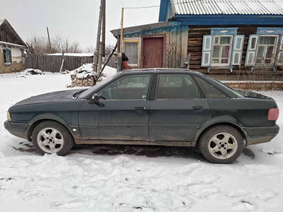 Продам Ауди б4 год1992