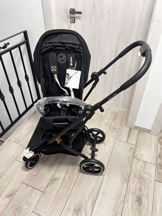 Carucior Cybex Eezy S Twist+2 Black/Magic Black 360°