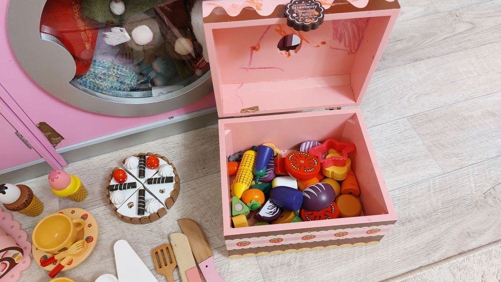 Продам детскую кухню