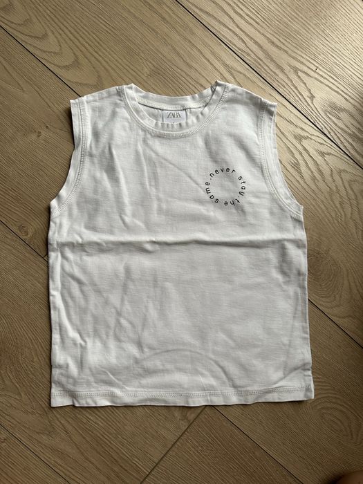 Футболки на мальчика на 4-5 лет 110-116 см