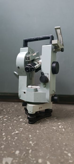 Теодолит 3т2кп (невелир)