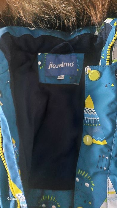 Продам зимние комбинезоны