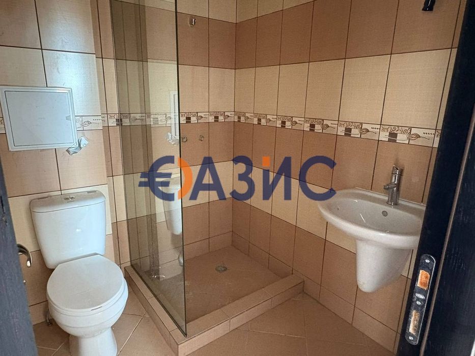 Продава се Тристаен апартамент в к.к. Слънчев бряг - 72 кв.м за 1049 €/кв.м - Снимка #2