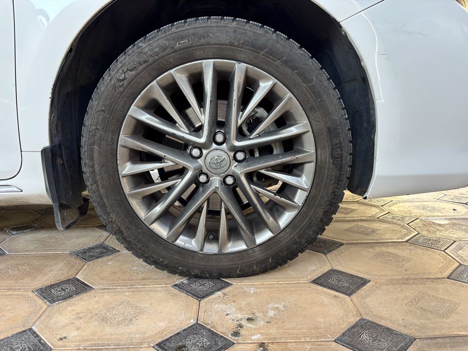 Зимние шины с диском r17