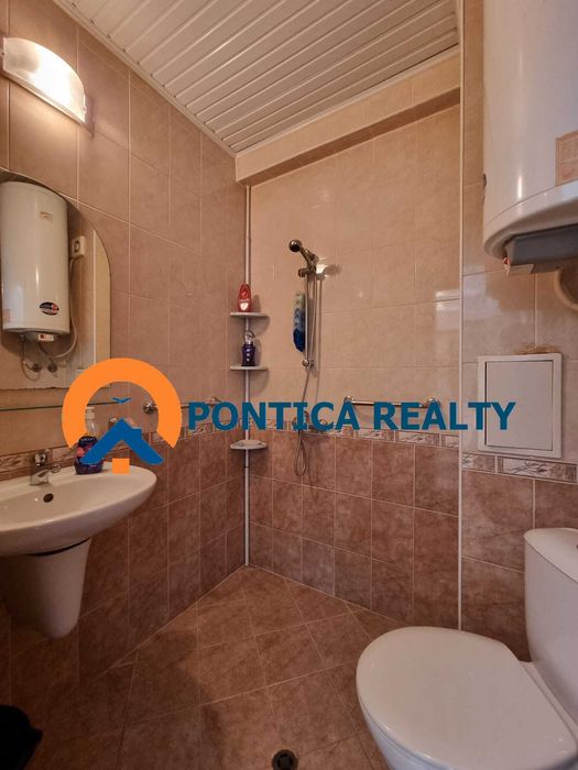 Продава се Двустаен апартамент в Бургас, Лазур - 50 кв.м за 1080 €/кв.м - Снимка #8