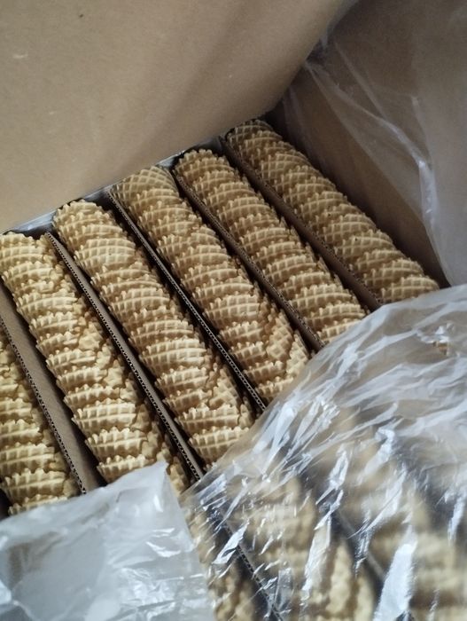 Смес и рожок для мороженого