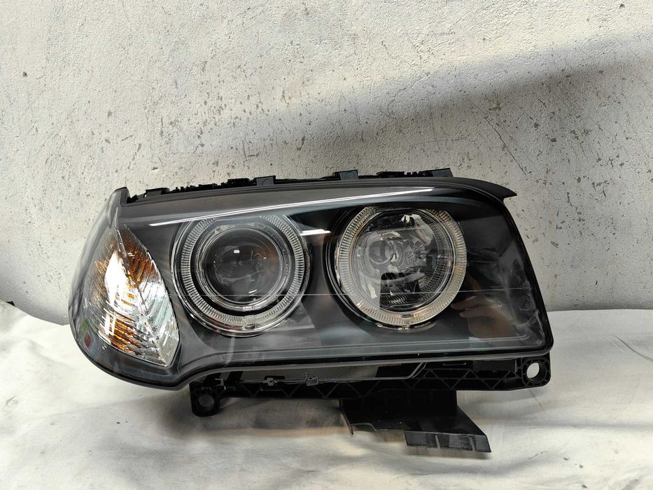 Оригинален НОВ фар БМВ Е83  BMW X3 E83  Feis Dynamic D1s
