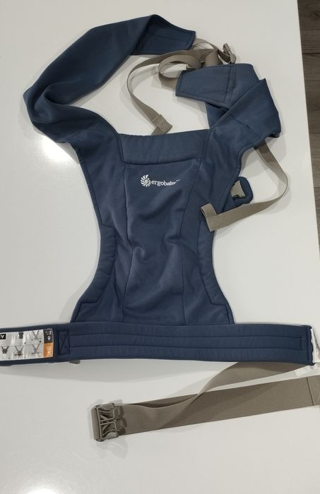 Ергономична раница Ergobaby Embrace