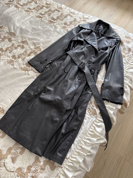 Модерно Черно дълго палто от изкуствена кожа