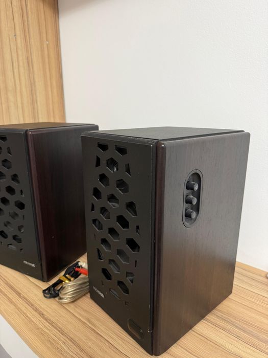 Boxe Microlab  T9 SOLO6C