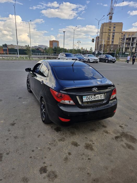 Продам машину Hyundai