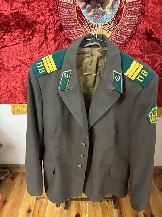 Продаю китель пограничной войск