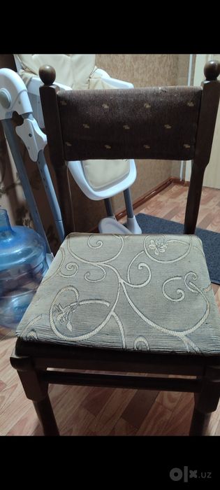 Советские, деревянные стулья