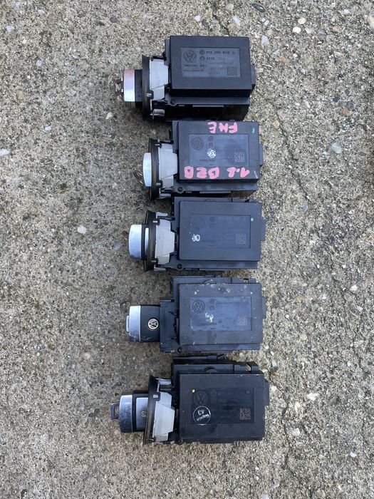 Contact + cheie Volkswagen passat b6 cc b7 3C0 905 843 Q / M