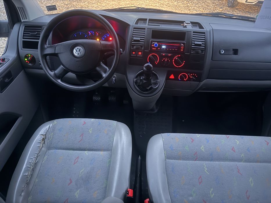 Vw transporter T5 1.9 tdi 2009