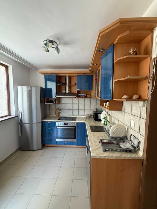 Дава се под наем Тристаен апартамент в София, Медицинска академия - 120 кв.м за 820 € - Снимка #2