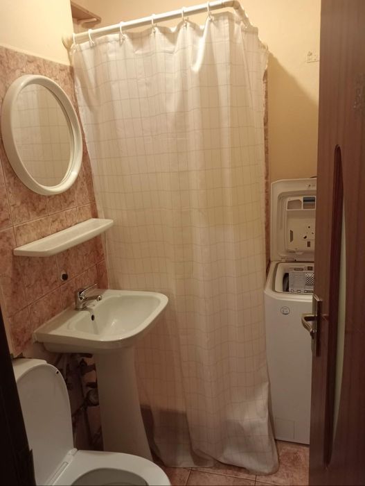 Garsoniera de închiriat