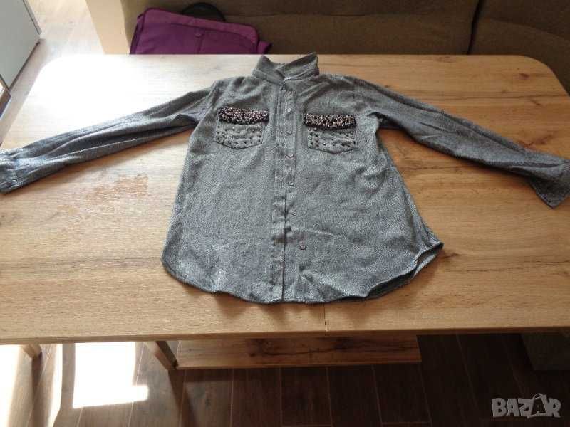 8 броя дамски ризи