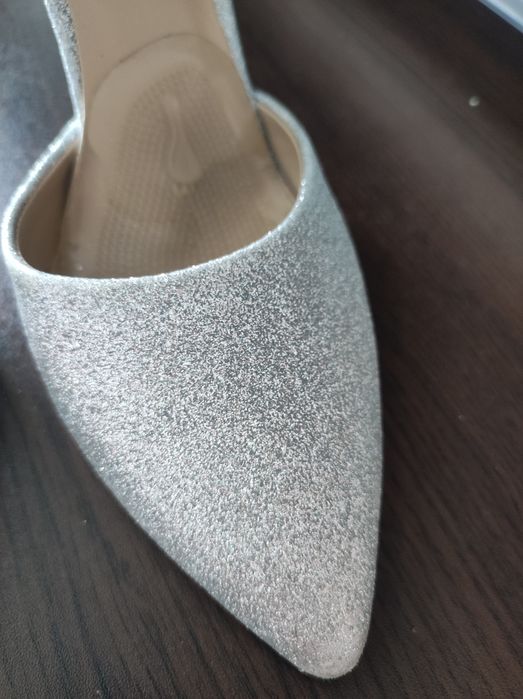 Официални обувки