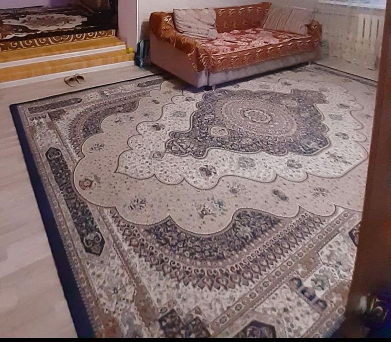 Срочно продам ковёр