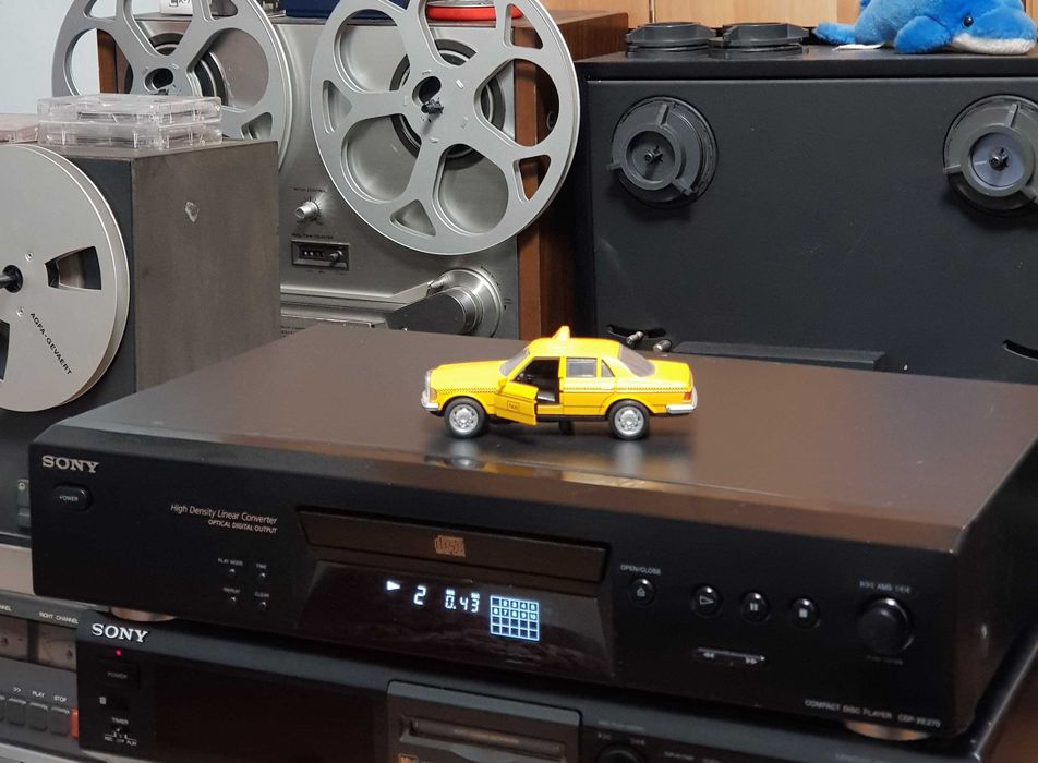 Compact Disc Stereo Deck Player Vintage SONY CDPXE270 BLACK