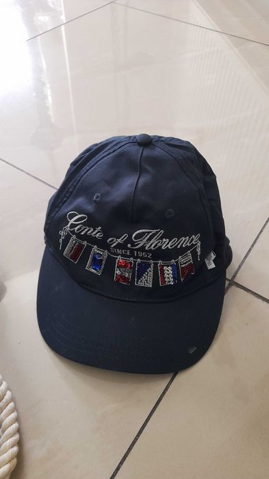 Geanta exceptionala + sapca