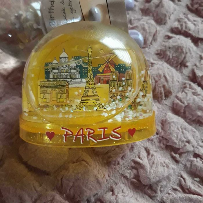 Стъклени Декорации