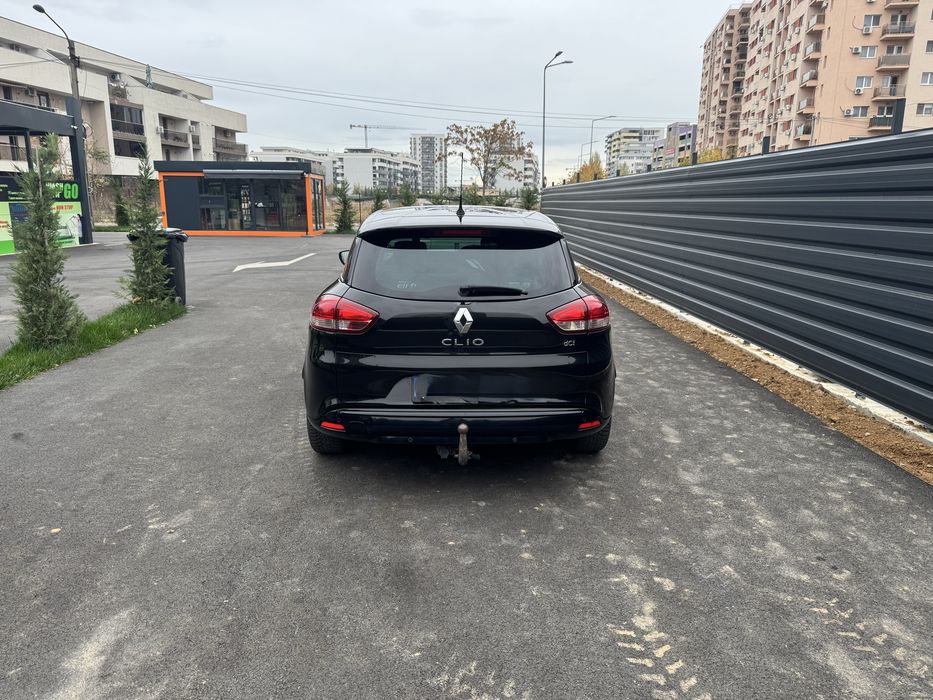 Renault  Clio  4.