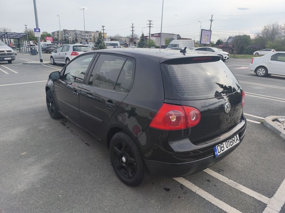 Volkswagen Golf 5 1,6 benzina
