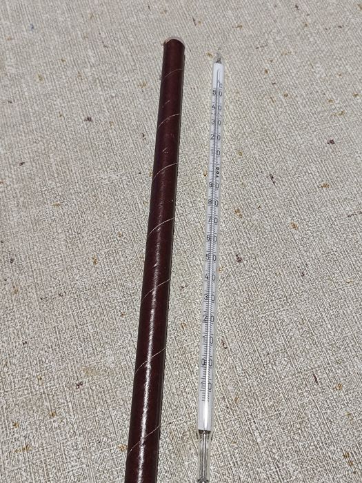 Лабораторни термометри-Немски 200гр,300градуса.