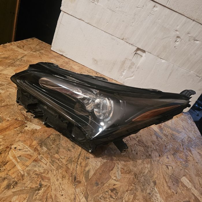 Фар far ляв фарове за Лексус Lexus NX,Koito 78-14